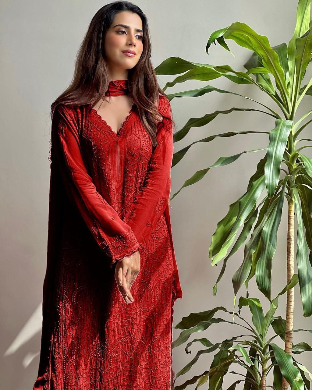 Red Kurtas